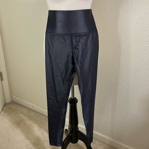 Carbon38 Thick 4 inch waist ban size XS